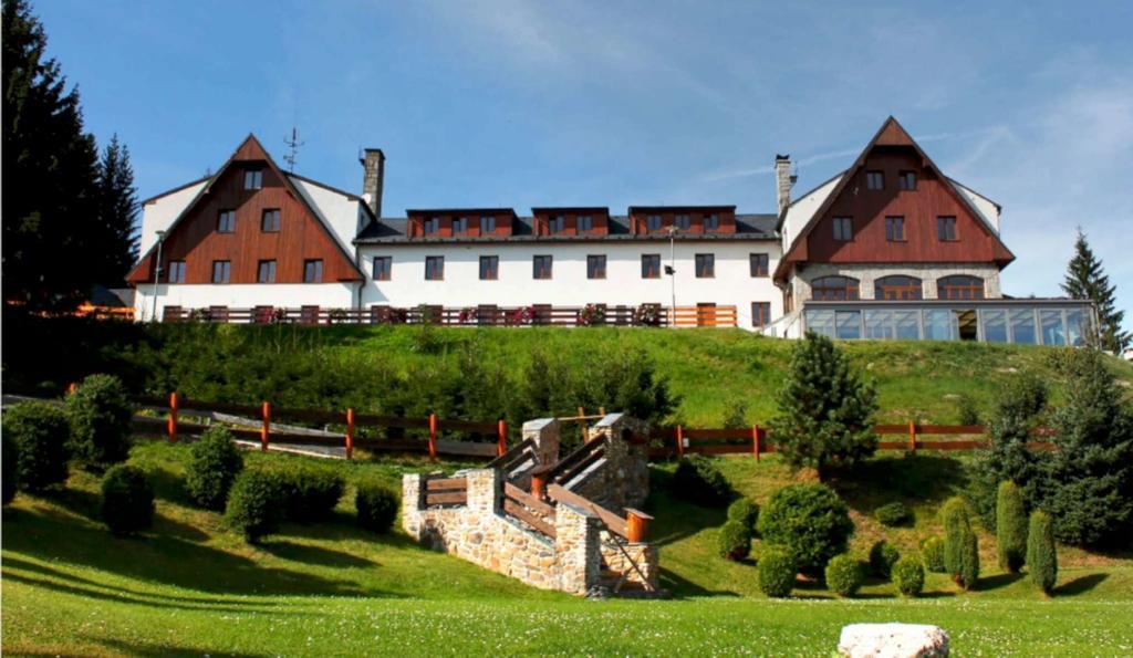 Horsky Hotel Koprivna Mala Moravka Exterior photo
